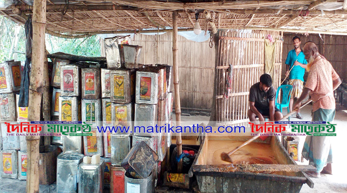 পাংশার কাচারীপাড়া ও চরঝিকড়ী ভাঙ্গুনী পাড়ায় ভেজাল দোজালা গুড়ের কারখানা!